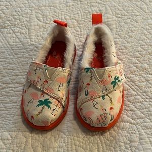 TOMS toddler size 6